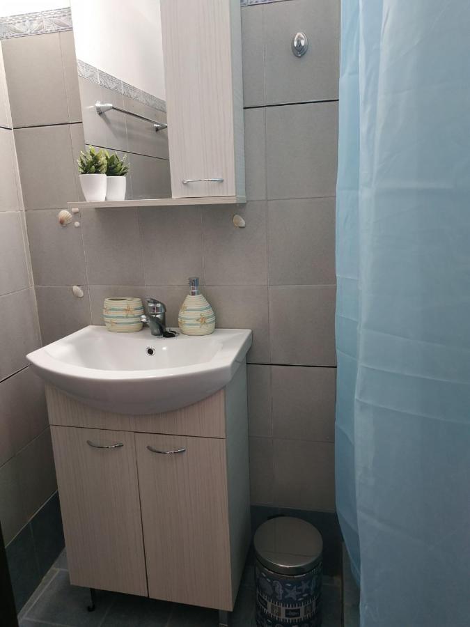 Παραθαλασσια Στουντιο Μιχαλιας Sea View Studio Michalias Agia Marina  外观 照片